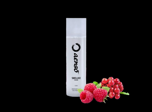 Interior fragrance spray that neutralises odours and refreshes vehicle cabin with red fruits smell