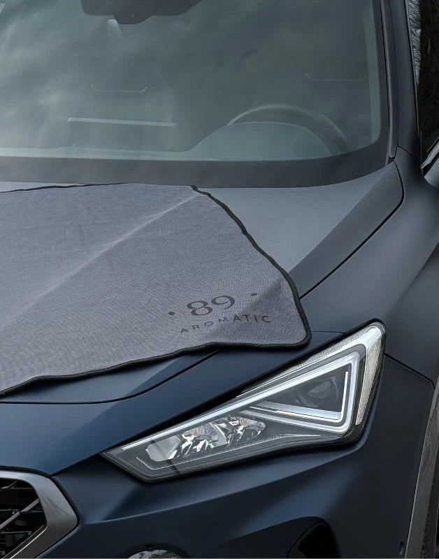 Aromatic 89 car drying towel plush microfibre detail