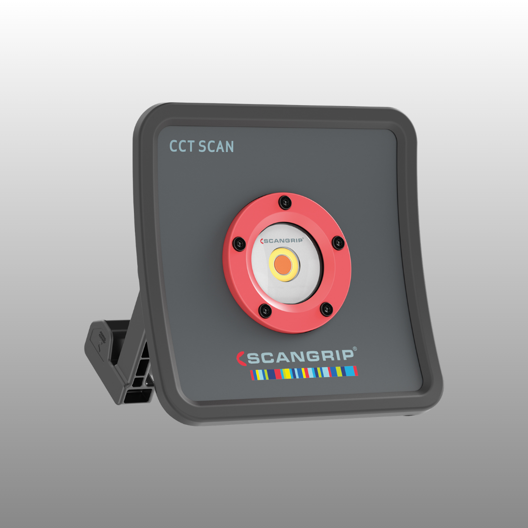 Scangrip MULTIMATCH R rechargeable detailing light for paint inspection